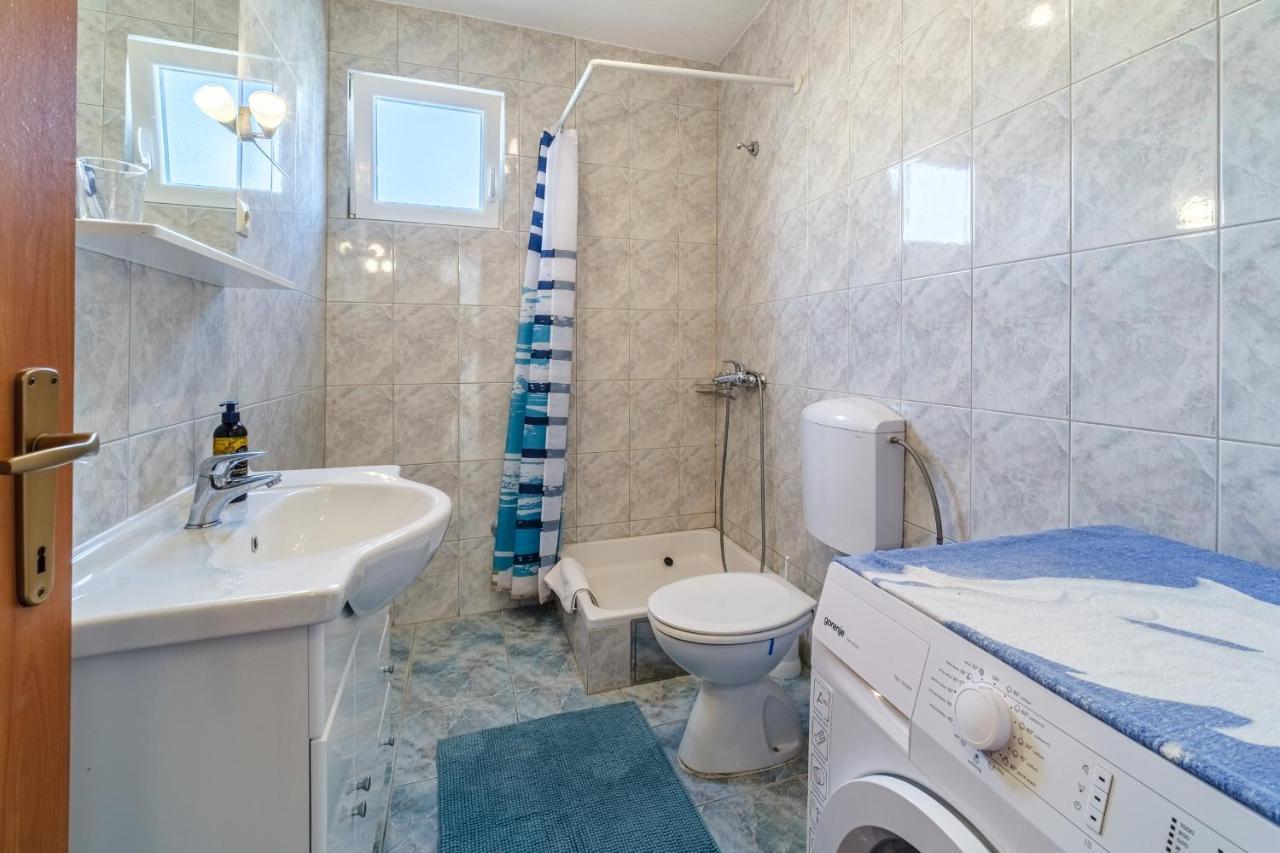 Villa Trebotic Milna  Ngoại thất bức ảnh