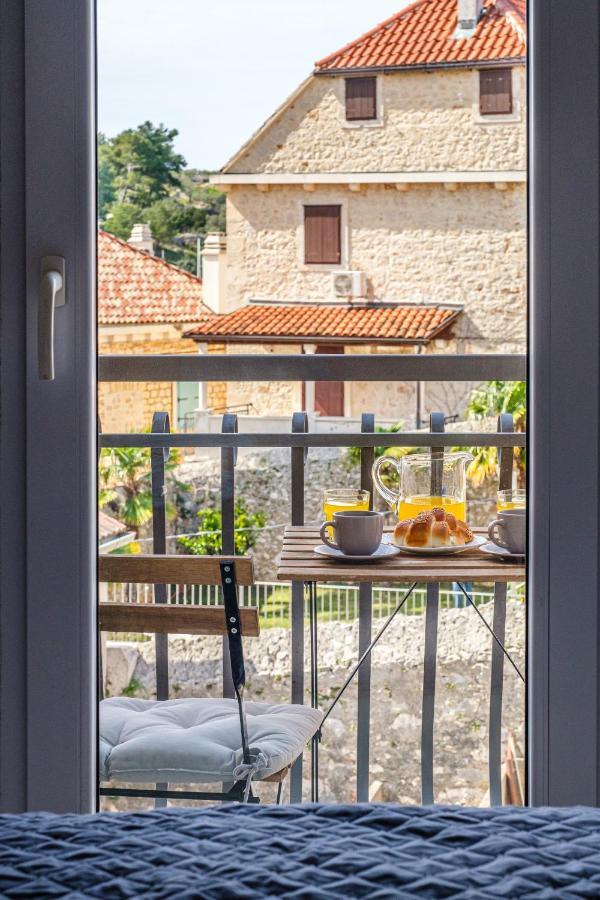 Villa Trebotic Milna  Ngoại thất bức ảnh
